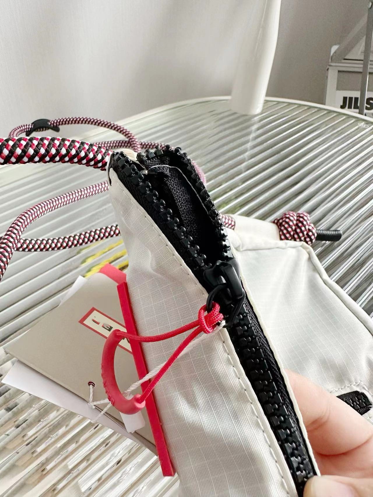 Adjustable Shoulder Straps, Zi - đánh giá và giá Travel Accessories Box