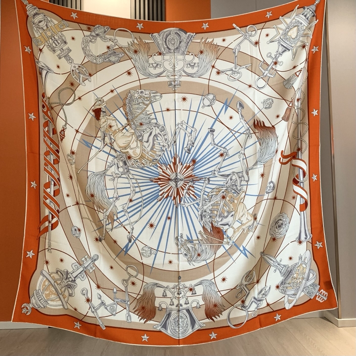 Luxury Brand Scarf Large Silk  - đánh giá và giá Travel Accessories Deals