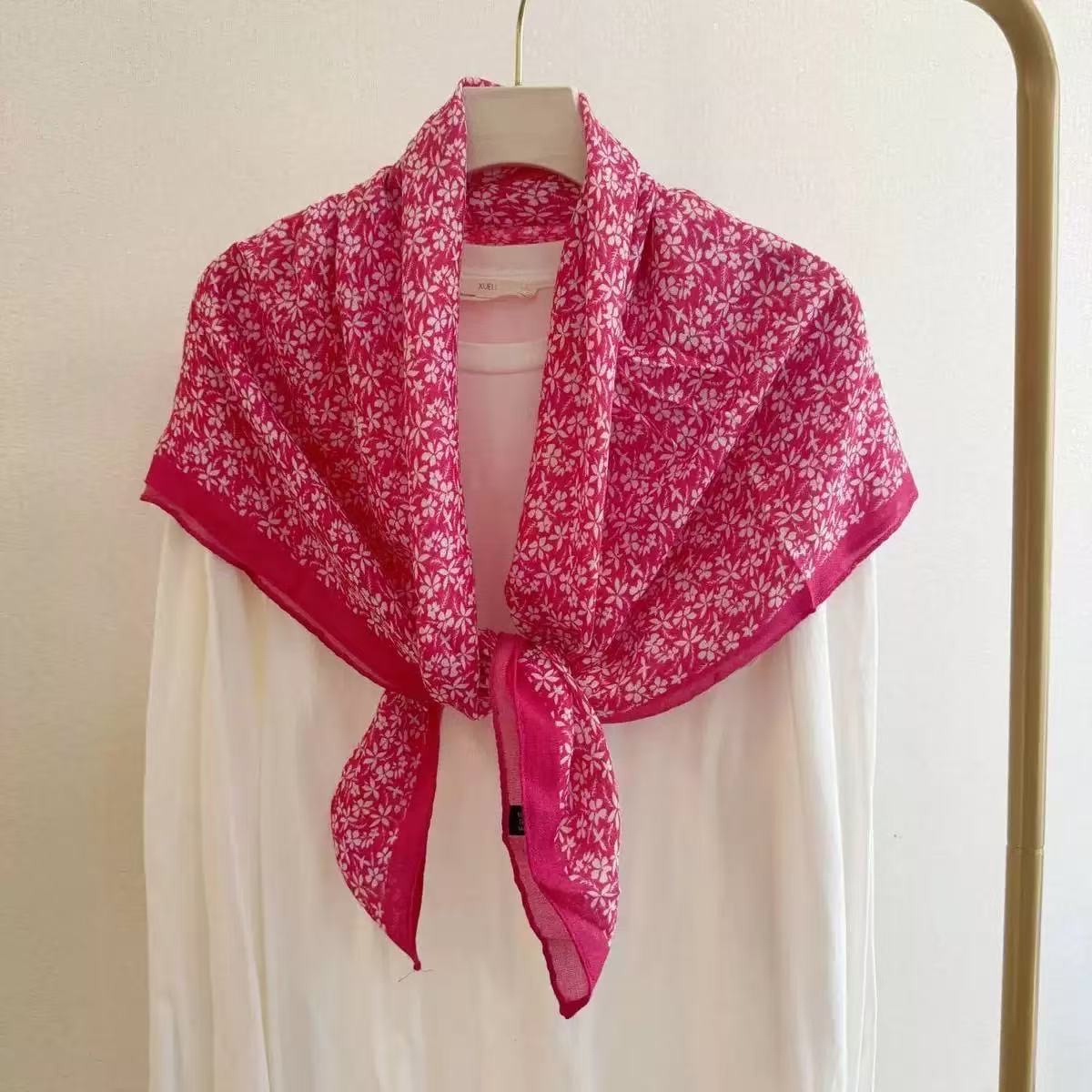 1 piece of 90 square scarves,  - đánh giá và giá Travel Accessories Shops