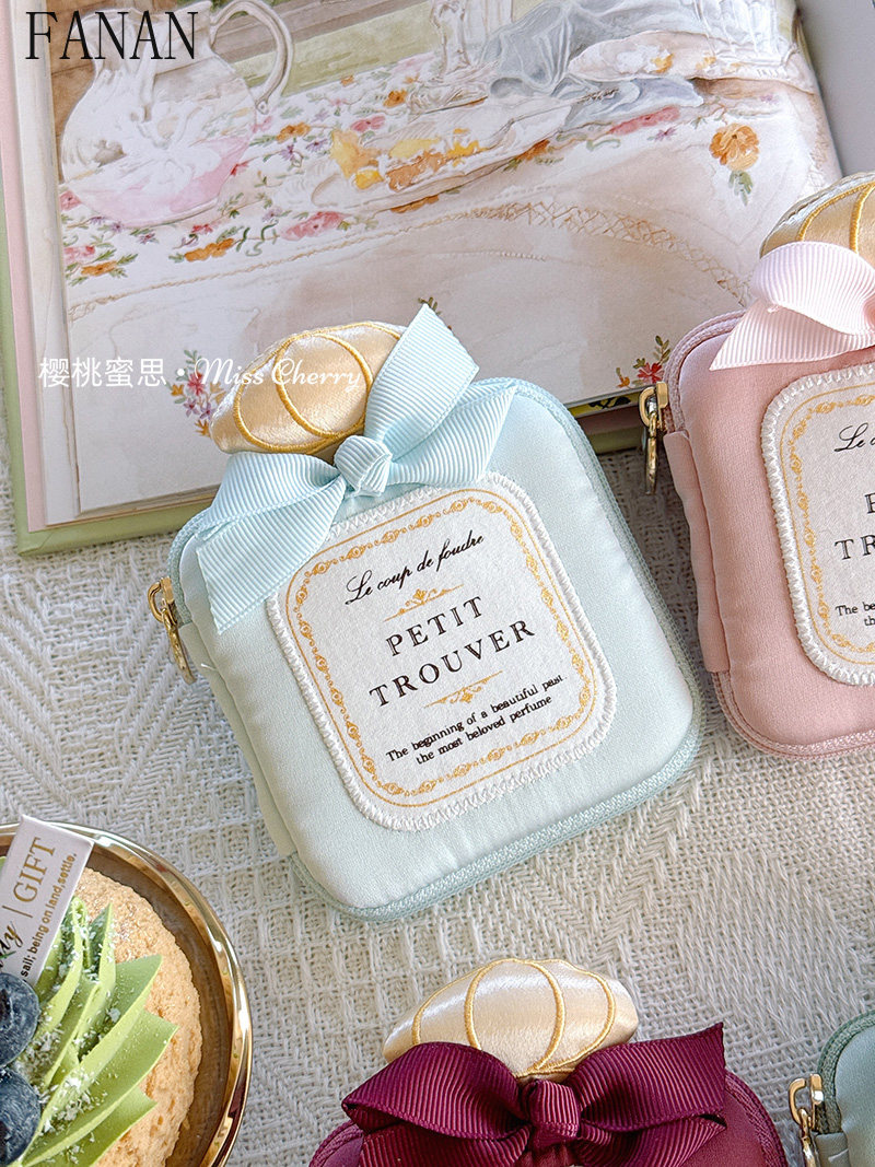 Cute Girly Mini Bowknot Perfum - đánh giá và giá Travel Accessories Girly